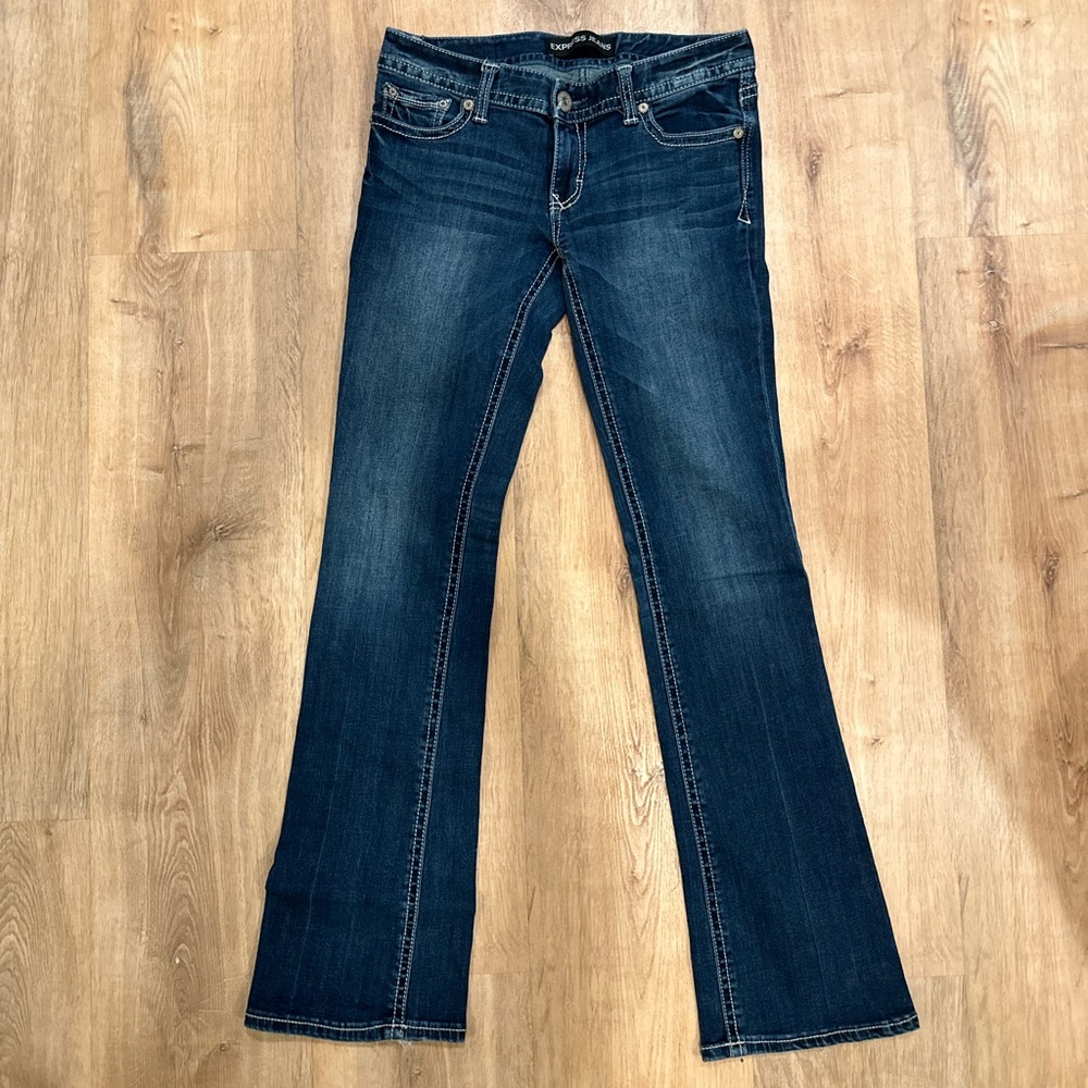 Express Size 6L Stella LowRise Boot Jeans